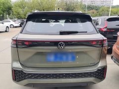 Volkswagen Taos L 380TSI AWD Luxury - ფოტო 6