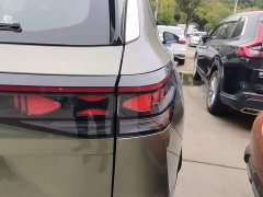 Volkswagen Taos L 380TSI AWD Luxury - ფოტო 8