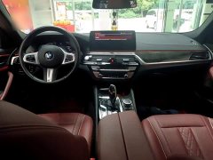 BMW 5 Series Facelift 525Li M Sport Package - ფოტო 10