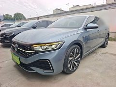 Volkswagen Passat 2022 330TSI Starry Sky Luxury Edition - ფოტო 1