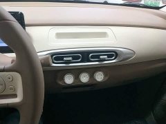 Wuling Hongguang MINIEV Fourth Generation Four-Door Advanced Edition - ფოტო 13