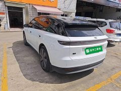 Li Auto i6 Four-Wheel Drive Standard Edition - ფოტო 5