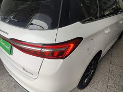 BYD Song MAX New Energy DM-i 105KM Executive Edition - ფოტო 7