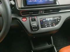 Honda Odyssey 2022 2.0L e:HEV Sharp Comfort Edition - ფოტო 14