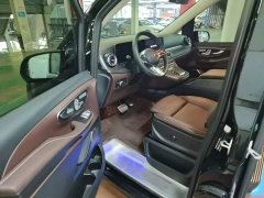 Mercedes-Benz V-Class 2024 V 300 L Long Wheelbase Luxury Edition - ფოტო 16