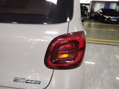 Wuling Hongguang MINIEV Fourth Generation Four-Door Advanced Edition - ფოტო 8