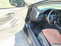 Toyota Avalon 2019 Hybrid 2.5L Luxury National VI - ფოტო 16