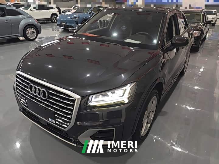 Audi Q2L 35 TFSI Fashion Elegance