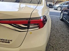 Toyota Corolla Hybrid 1.8L E-CVT Elite - ფოტო 8