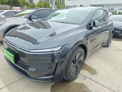 Tesla Model Y Rear-Wheel Drive - ფოტო 1