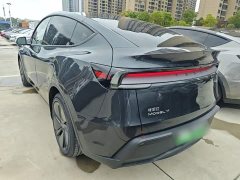 Tesla Model Y Rear-Wheel Drive - ფოტო 5