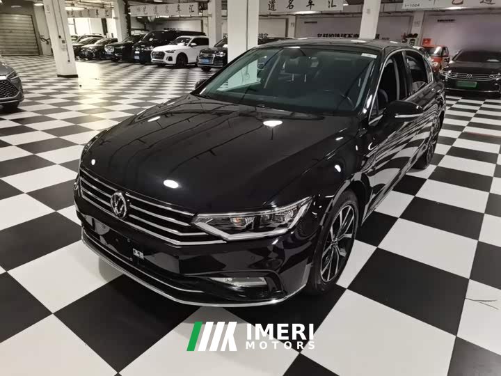 Volkswagen Magotan 280TSI DSG Advance