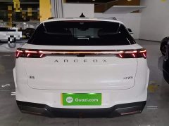 BAIC Arcfox Alpha T5 Pure Electric 660 Yuan Jing Shenxing Edition - ფოტო 6