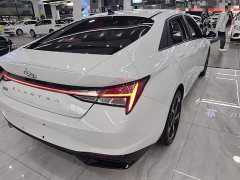 Hyundai Elantra 1.5L CVT GLX Elite - ფოტო 8