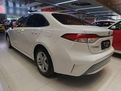 Toyota Corolla Hybrid 1.8H E-CVT Luxury - ფოტო 5