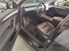 Tesla Model Y Rear-Wheel Drive - ფოტო 16