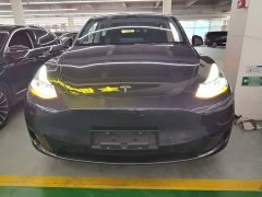 Tesla Model Y Rear-Wheel Drive - ფოტო 3