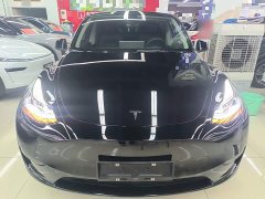 Tesla Model Y Rear-Wheel Drive - ფოტო 3