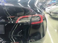 Tesla Model Y Rear-Wheel Drive - ფოტო 8