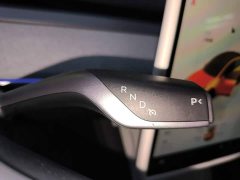 Tesla Model Y Rear-Wheel Drive - ფოტო 14