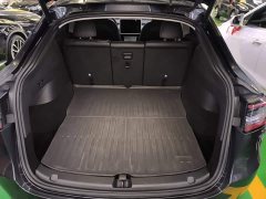 Tesla Model Y Rear-Wheel Drive - ფოტო 19