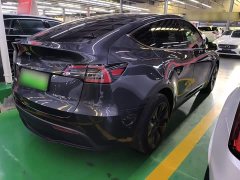 Tesla Model Y Rear-Wheel Drive - ფოტო 7