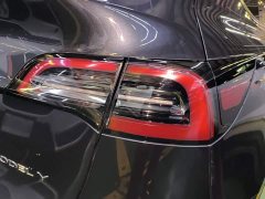 Tesla Model Y Rear-Wheel Drive - ფოტო 8
