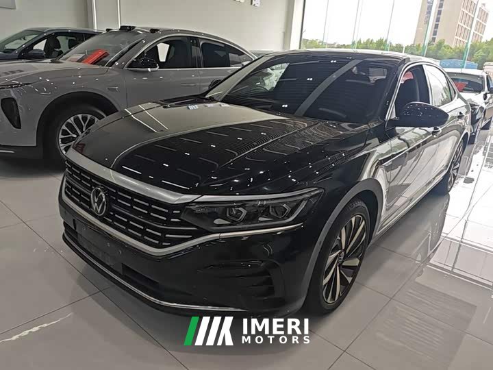 Volkswagen Passat Facelift 330TSI Luxury - ავტომობილი ჩინეთიდან