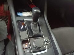 Mazda3 Axela 2020 1.5L Automatic Comfort Sunroof Edition - фото 14