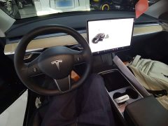 Tesla Model Y Standard Range RWD - ფოტო 10