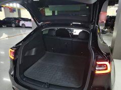 Tesla Model Y Standard Range RWD - ფოტო 19