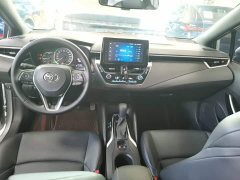 Toyota Corolla Hybrid 1.8H E-CVT Luxury - ფოტო 10
