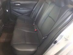 Toyota Corolla Hybrid 1.8H E-CVT Luxury - ფოტო 17