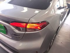 Toyota Corolla Hybrid 1.8H E-CVT Luxury - ფოტო 8