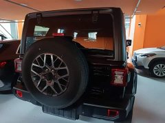 Jeep Wrangler New Energy Four-Door 2.0T 4xe Sahara Trailhawk Edition - ფოტო 6