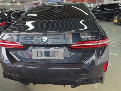 BMW 5 Series 525Li M Sport Package - ფოტო 4