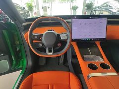 Xiaomi YU7 2025 Four-Wheel Drive Max Edition - ფოტო 11