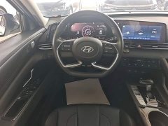 Hyundai Elantra 1.5L CVT Luxury - ფოტო 11