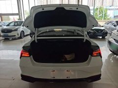 Hyundai Elantra 1.5L CVT Luxury - ფოტო 19