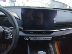 Geely Bingyue L 1.5TD DCT Star Diamond - ფოტო 13