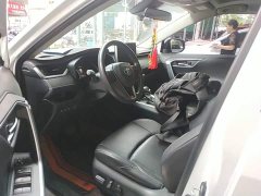 Toyota Vland 2.0L CVT FWD Luxury Plus - ფოტო 16