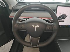 Tesla Model Y Rear-Wheel Drive - ფოტო 11