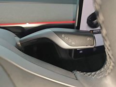 Tesla Model Y Rear-Wheel Drive - ფოტო 14