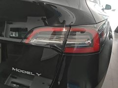 Tesla Model Y Rear-Wheel Drive - ფოტო 8
