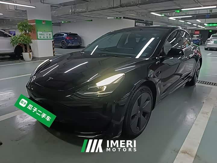 Tesla Model 3 Rear-Wheel Drive