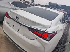 Lexus ES 2020 300h Premium Edition - ფოტო 7
