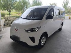 Wuling Yangguang 2024 300km Comfort Passenger Van 75kW - ფოტო 1