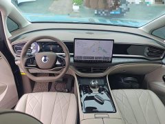 Denza BYD Denza D9 2022 DM-i 1040 Premium - ფოტო 10