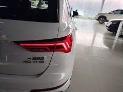 Audi Q3 40 TFSI Sport Dynamic - ფოტო 8