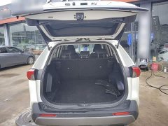 Toyota RAV4 2020 2.0L CVT AWD Premium - ფოტო 19